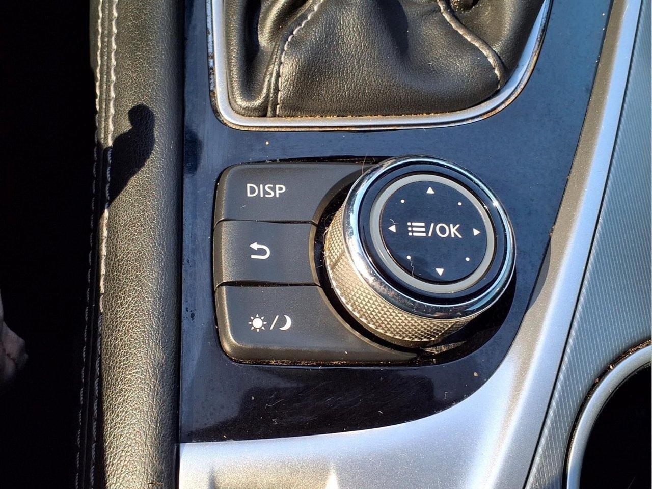 Used 2019 INFINITI Q60 3.0t RWD image 19