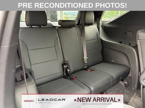 Used 2025 Chevrolet Traverse Z71 w/ LPO, Floor Liner Package AWD/4WD image 15