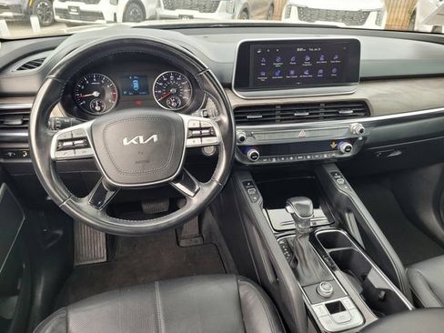Certified 2022 Kia Telluride EX w/ EX Premium Package FWD image 20