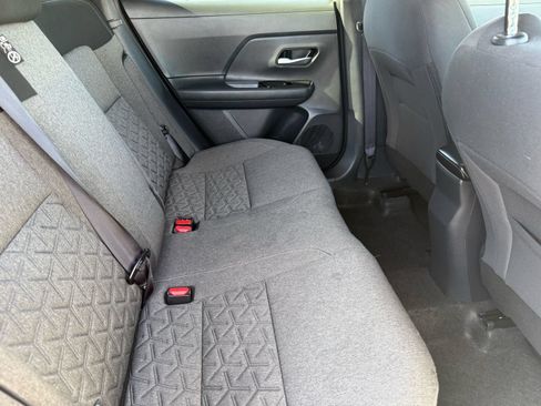 Used 2025 Nissan Kicks SV FWD image 29