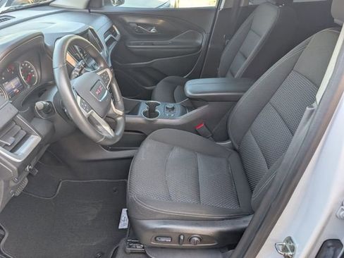 Used 2022 GMC Terrain SLE w/ Driver Convenience Package FWD image 8