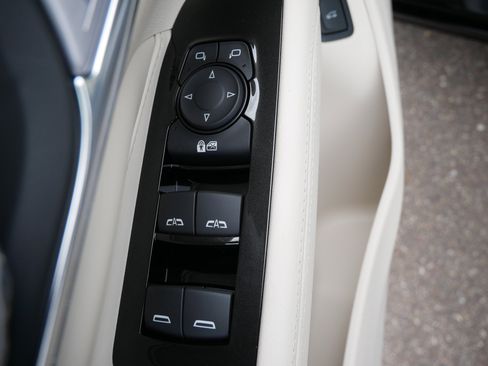 New 2026 Cadillac CT4 Luxury image 17