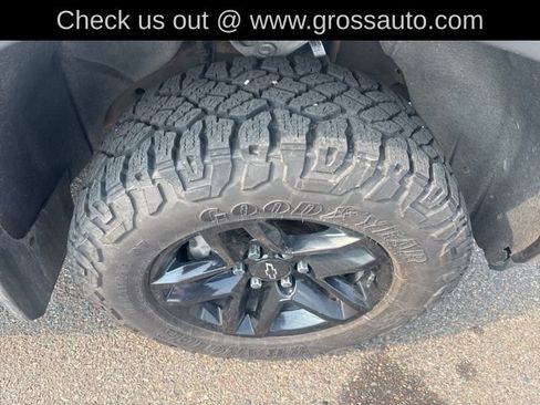 Used 2020 Chevrolet Silverado 1500 LT Trail Boss AWD/4WD image 29