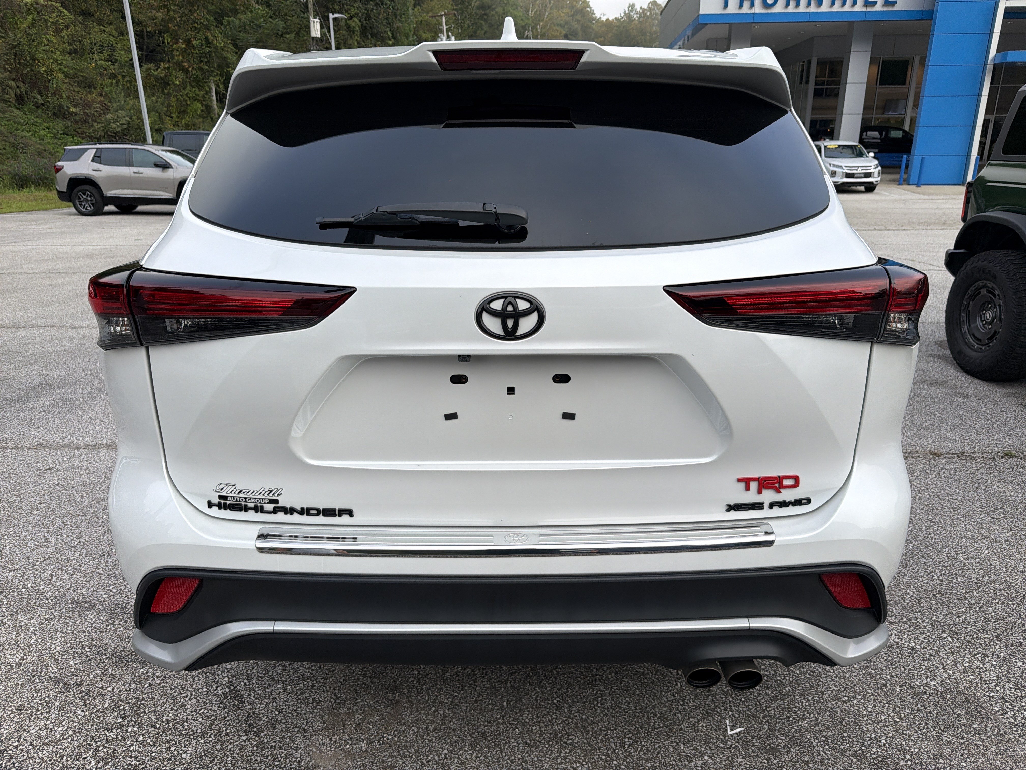 Used 2024 Toyota Highlander XSE AWD/4WD image 7