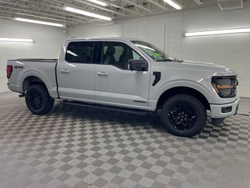 New 2025 Ford F150 XLT w/ Equipment Group 302A MID image 2