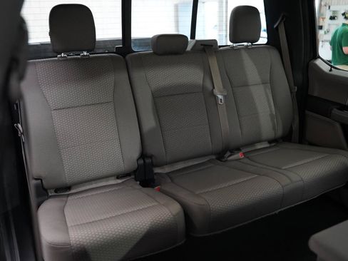 Used 2015 Ford F150 XLT w/ Equipment Group 302A Luxury AWD/4WD image 33