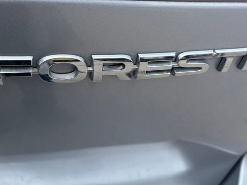 Used 2017 Subaru Forester 2.5i Premium AWD/4WD image 25