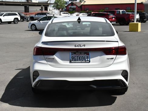 Used 2023 Kia Forte GT-Line image 7