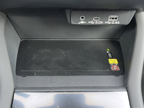 New 2025 Subaru Forester Touring image 31