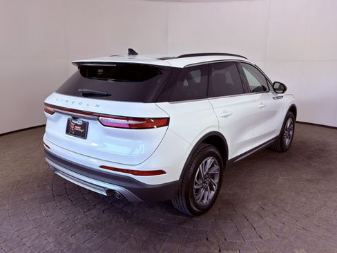 Used 2026 Lincoln Corsair Premiere AWD/4WD image 8
