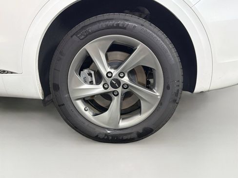 Used 2026 Genesis GV70 2.5T AWD/4WD image 31