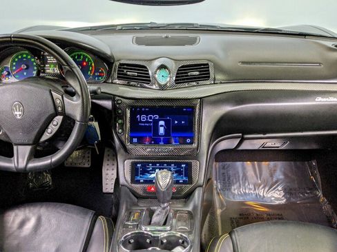 Used 2014 Maserati GranTurismo Sport image 23