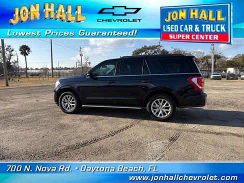 Used 2021 Ford Expedition XLT image 5