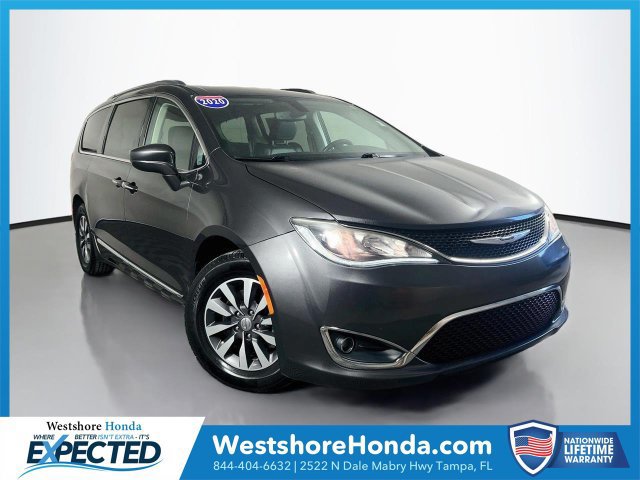 Used 2020 Chrysler Pacifica Touring-L Plus FWD image 1