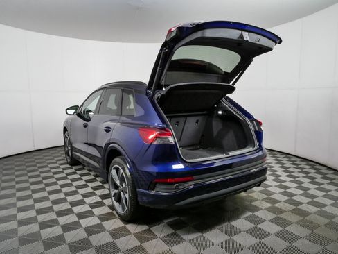 Used 2023 Audi Q4 e-tron Premium w/ Convenience Package AWD/4WD image 31