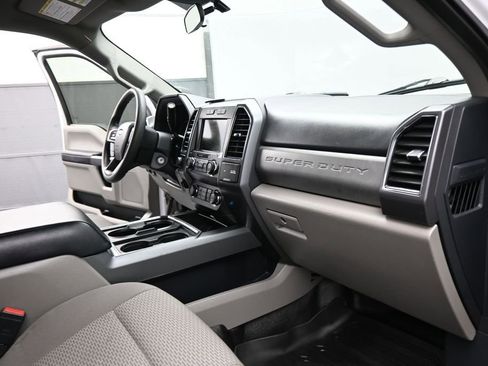 Used 2022 Ford F350 XLT w/ Black Appearance Package AWD/4WD image 19