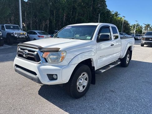 Used 2012 Toyota Tacoma 4x4 Access Cab V6 image 5
