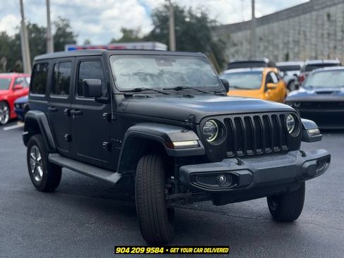 Used 2020 Jeep Wrangler Unlimited Sahara AWD/4WD image 9