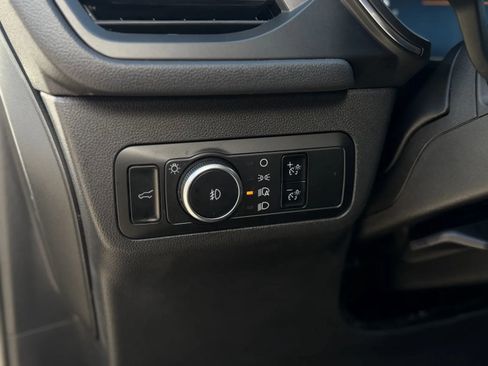 Used 2023 Ford Escape Platinum image 27