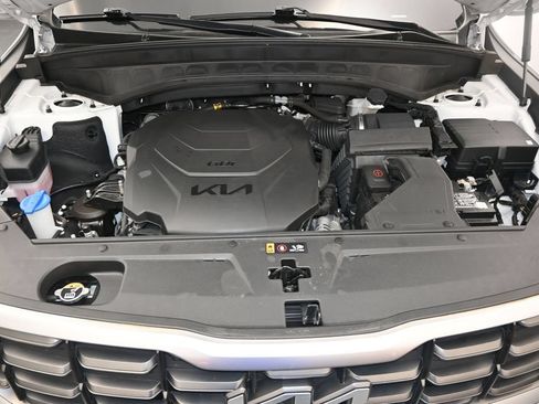 Used 2025 Kia Telluride S FWD image 26