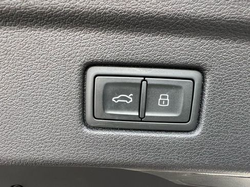 Used 2018 Audi S5 Prestige w/ Driver Assistance Package image 18