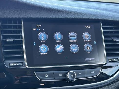 Used 2020 Buick Encore Preferred image 24