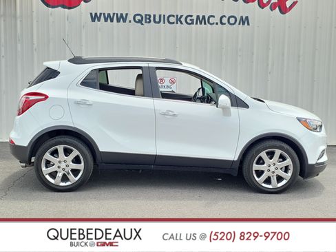 Used 2019 Buick Encore Essence w/ Experience Buick Package FWD image 8