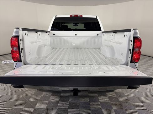 Used 2018 Chevrolet Silverado 1500 LT w/ Texas Edition image 25