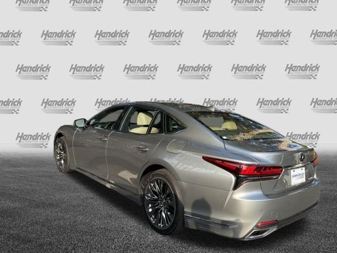 Used 2023 Lexus LS 500 w/ Accessory Package (Z2) RWD image 7