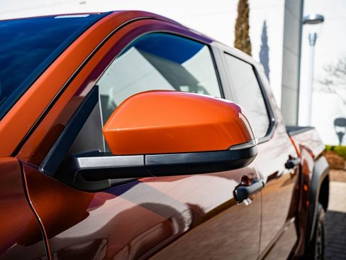 Used 2025 Toyota Tacoma TRD Off-Road w/ TRD Off Road Upgrade Package image 16