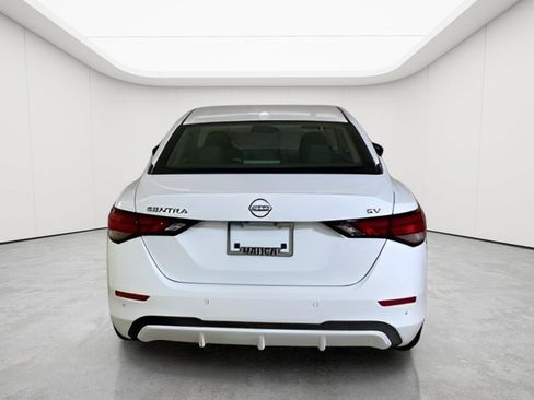Used 2024 Nissan Sentra SV FWD image 18