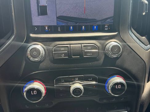Used 2020 GMC Sierra 2500 Denali w/ Denali Ultimate Package AWD/4WD image 13