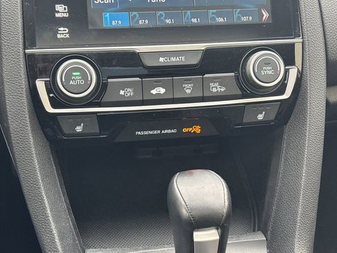 Used 2018 Honda Civic EX-L image 20