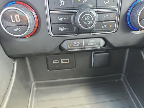 Used 2023 Chevrolet Tahoe LS image 28