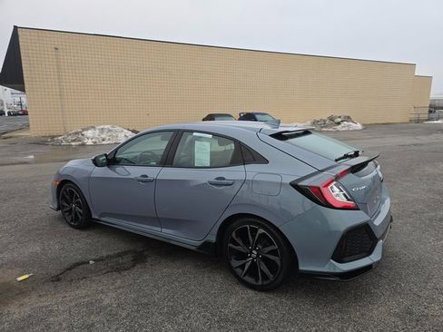 Used 2019 Honda Civic Sport Touring image 7