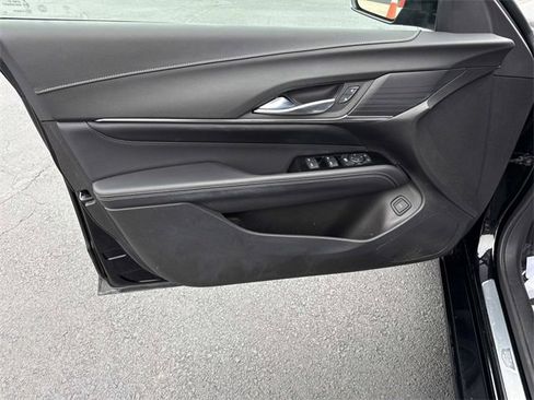 Used 2021 Cadillac CT4 Luxury w/ Cold Weather Package image 8