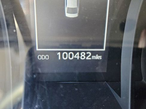 Used 2022 Toyota Camry SE image 27