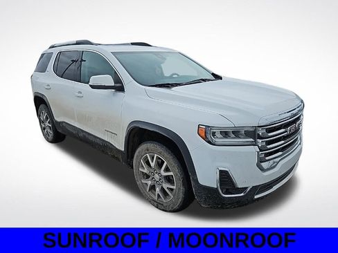 Used 2021 GMC Acadia SLT w/ LPO, Black Accent Package image 3