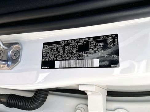 Used 2021 Volvo XC60 T5 Momentum image 31