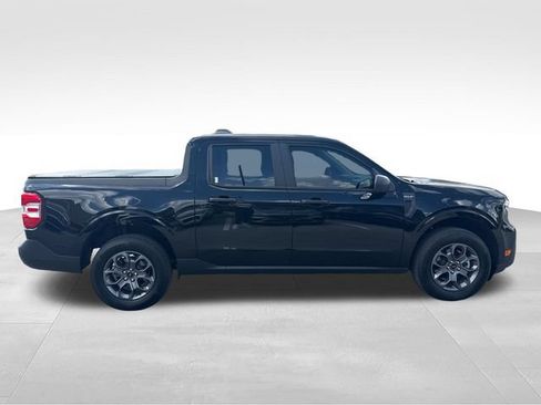 Used 2025 Ford Maverick XLT FWD image 6