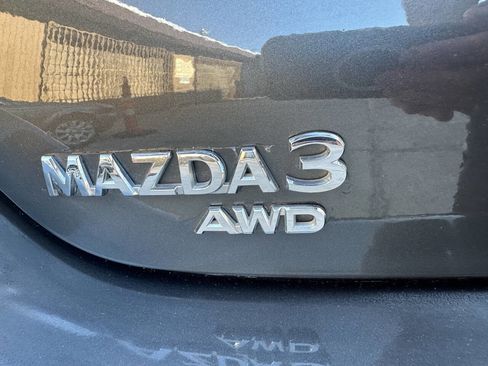 Used 2019 MAZDA MAZDA3 AWD Sedan w/ Preferred Package image 6