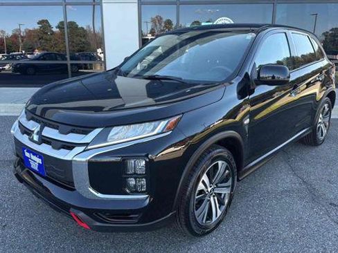 Used 2024 Mitsubishi Outlander Sport ES image 1