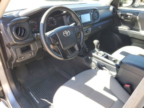 Used 2019 Toyota Tacoma SR w/ SR Convenience Package image 14