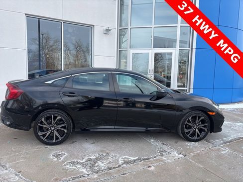 Used 2020 Honda Civic Sport image 7