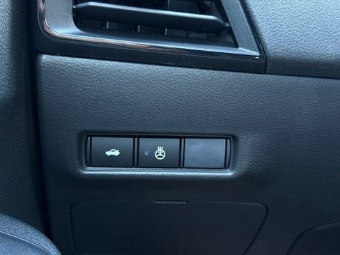 New 2026 Nissan Sentra SV w/ SV Convenience Package FWD image 23