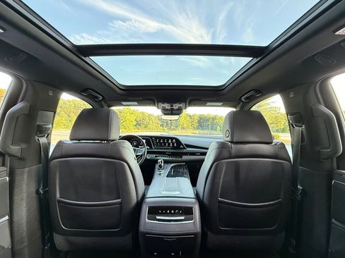 Used 2023 Cadillac Escalade ESV Sport image 34