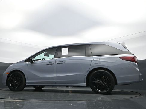 Used 2025 Honda Odyssey Sport-L image 27