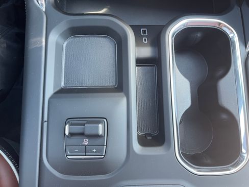 New 2025 GMC Sierra 2500 Denali Ultimate w/ Max Trailering Package image 17