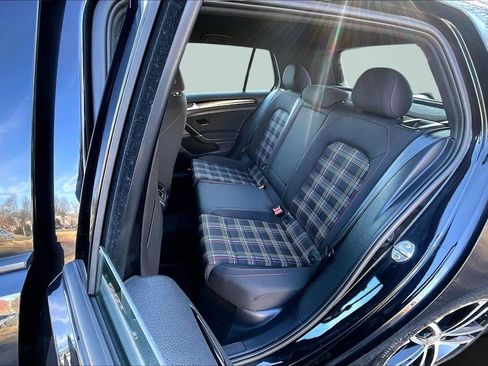 Used 2017 Volkswagen GTI S image 22