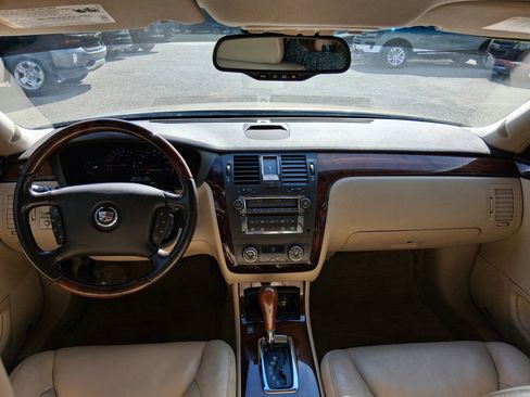 Used 2007 Cadillac DTS Luxury II image 17